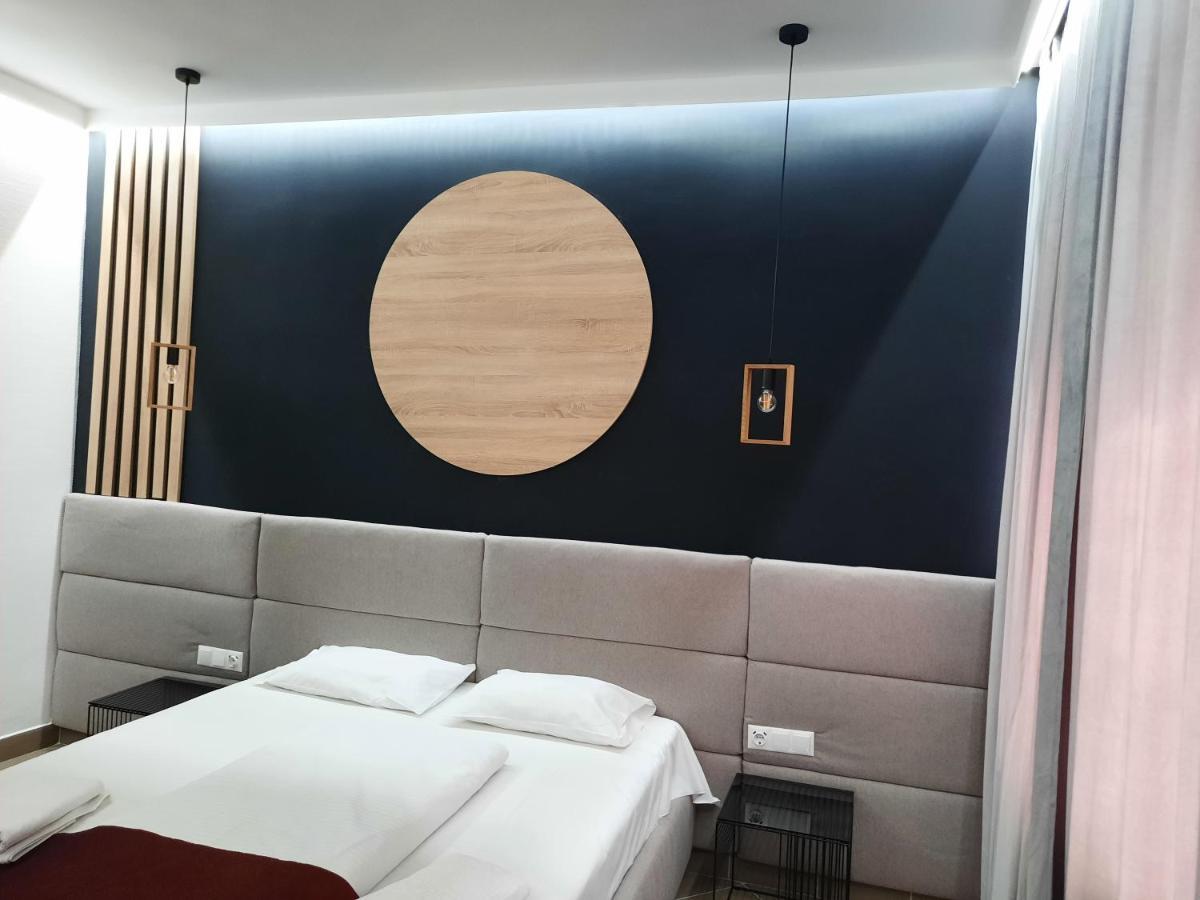 Pension Recidency Oradea Extérieur photo