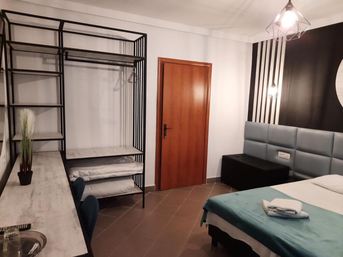 Pension Recidency Oradea Extérieur photo