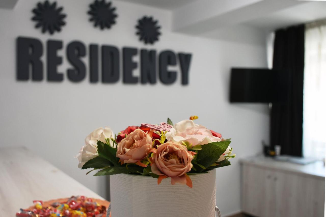 Pension Recidency Oradea Extérieur photo