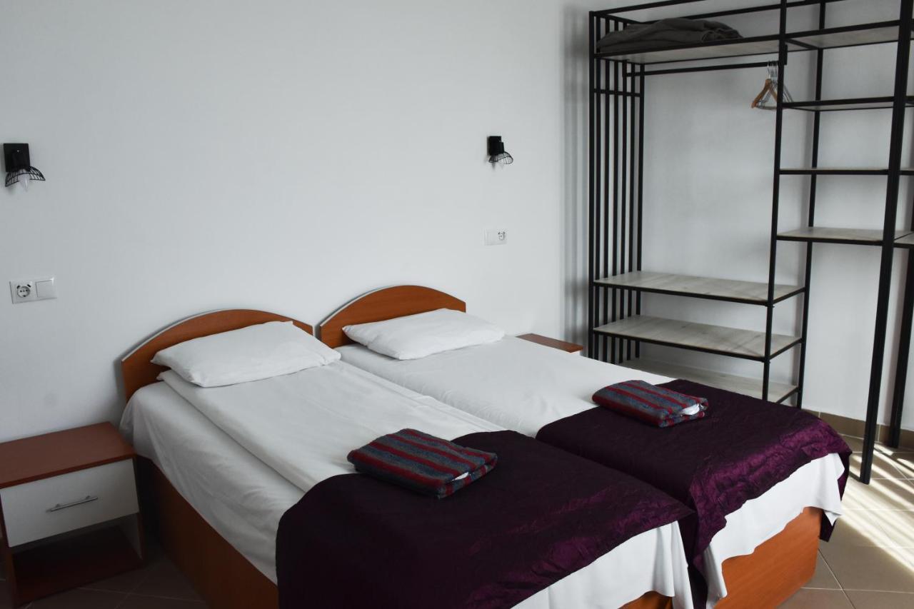 Pension Recidency Oradea Extérieur photo
